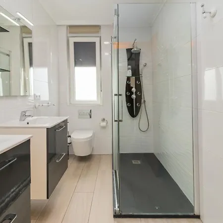 Alojamiento Villalaurana En Suances Gran Capacidad